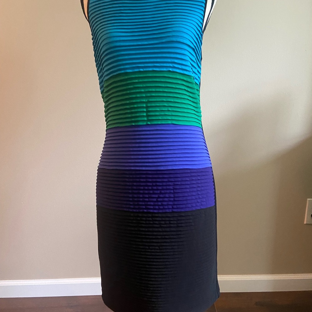 CALVIN KLEIN Color Block
Sheath Dress Turquoise, Green & Black Sleeveless  Sz 8 - Picture 3 of 8